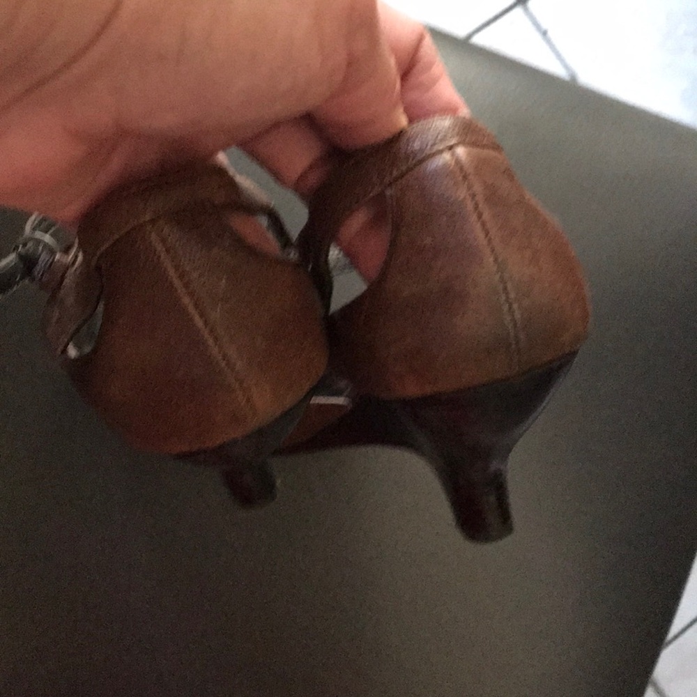 Shoes - Picture 8 of 8